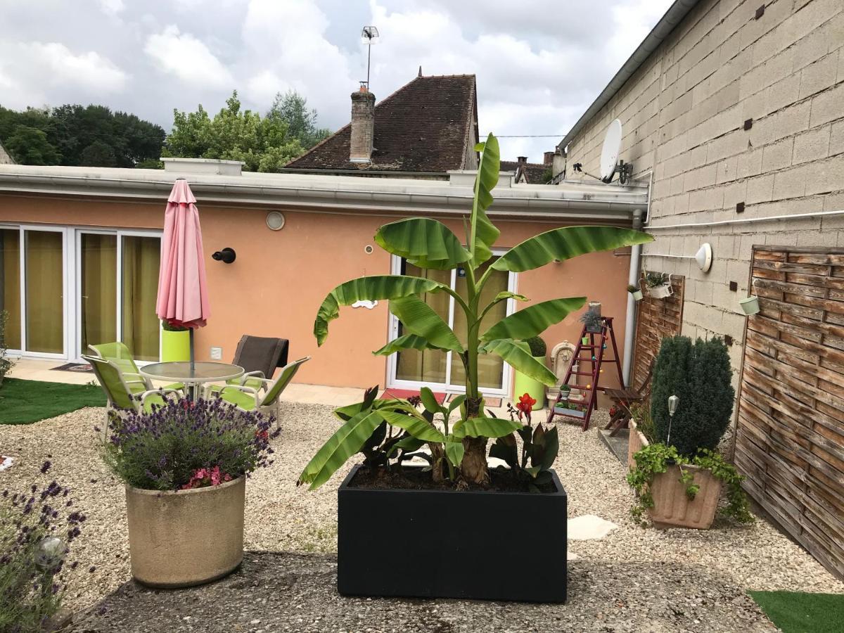 Loft L Atelier De Jacques Pres De Chablis Villa Villy  Bagian luar foto